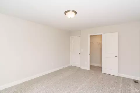 974 Crestpoint Ct, Cincinnati, OH 45245 photo 29