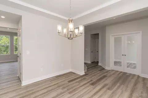 974 Crestpoint Ct, Cincinnati, OH 45245 photo 5