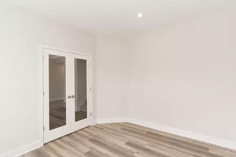 974 Crestpoint Ct, Cincinnati, OH 45245 photo 8