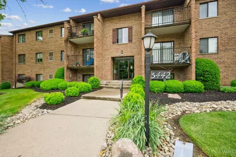 5442 Bluesky Dr #7, Cincinnati, OH 45247