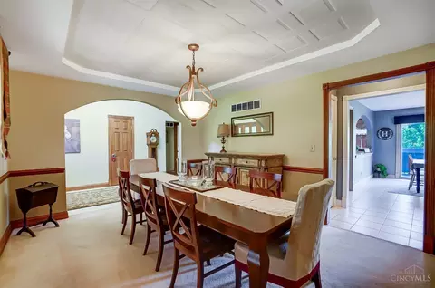 2831 Devils Backbone Rd, Cincinnati, OH 45233 photo 7