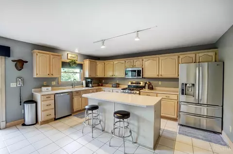 2831 Devils Backbone Rd, Cincinnati, OH 45233 photo 12