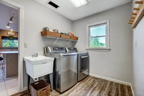 2831 Devils Backbone Rd, Cincinnati, OH 45233 photo 21