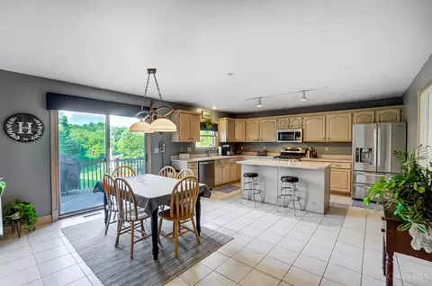 2831 Devils Backbone Rd, Cincinnati, OH 45233 photo 11