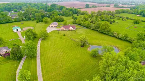 3631 Weisenberger Rd, Lebanon, OH 45036