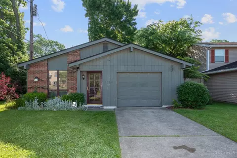 1529 Bonita Dr, Middletown, OH 45044
