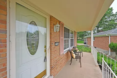 Exterior - 1248 Linneman Rd, Cincinnati, OH 45238 photo 4 of 11
