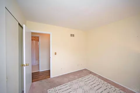 Bedroom - 1248 Linneman Rd, Cincinnati, OH 45238 photo 7 of 7