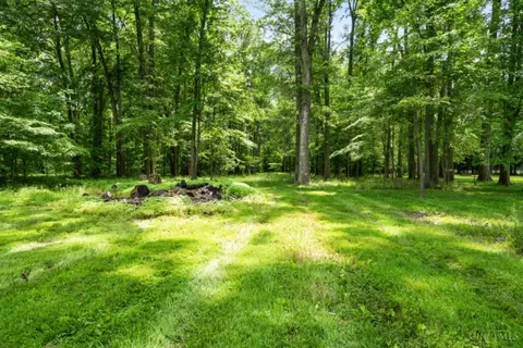 Exterior - 3501 Weaver Rd, Batavia, OH 45103 photo 4 of 6