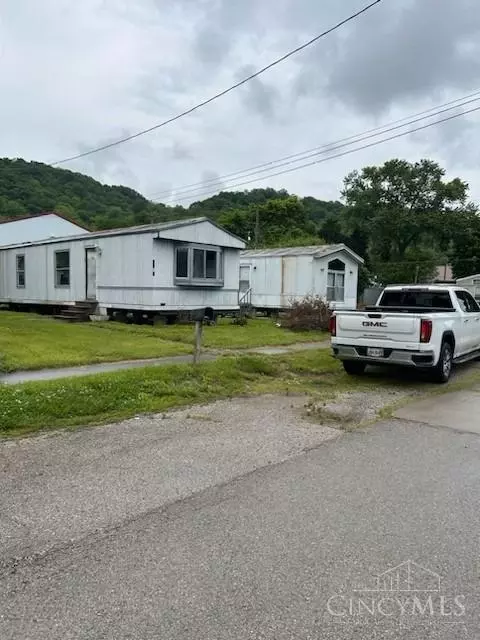774 High St, Aberdeen, OH 45101