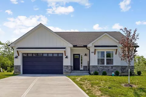 855 Sunrise Ridge Ct, Hamilton Township, OH 45039