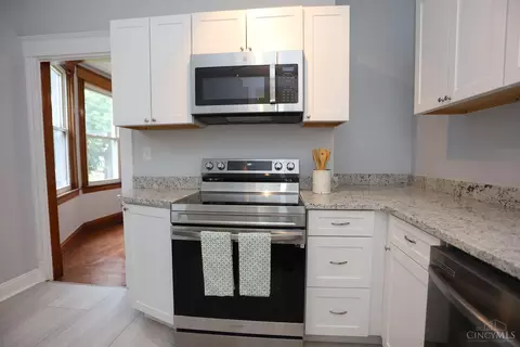 3834 Davis Ave, Cheviot, OH 45211 photo 13