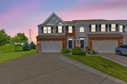 3442 Hidden Falls Ct, Maineville, OH 45039