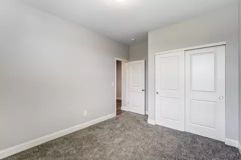 Bedroom - 6060 Greenside Dr, Cincinnati, OH 45233 photo 6 of 6