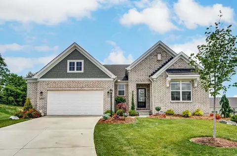 6060 Greenside Dr, Cincinnati, OH 45233