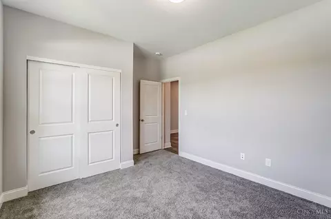 Bedroom - 6060 Greenside Dr, Cincinnati, OH 45233 photo 4 of 6