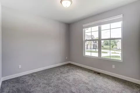 Bedroom - 6060 Greenside Dr, Cincinnati, OH 45233 photo 3 of 6