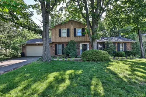 128 Fairway Dr, Hamilton, OH 45013