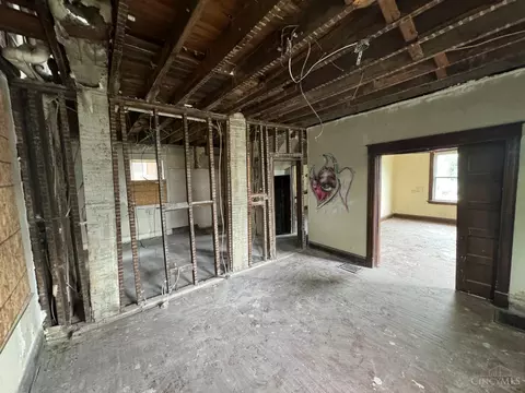 289 Mccormick Pl, Cincinnati, OH 45219 photo 12