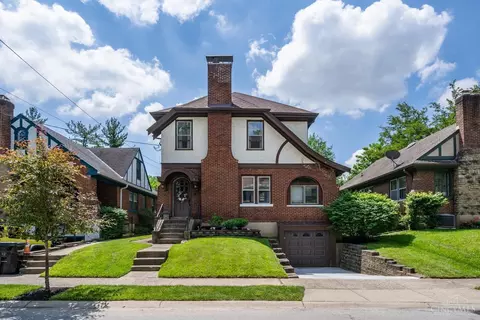 3415 Oakview Pl, Cincinnati, OH 45209