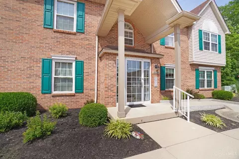 8820 Carrousel Park Cir #68, Colerain Twp, OH 45251