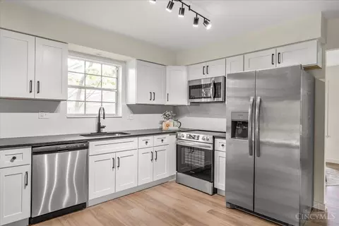 1951 John Gray Rd, Cincinnati, OH 45240 photo 5