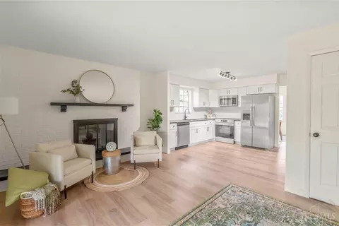 1951 John Gray Rd, Cincinnati, OH 45240 photo 4