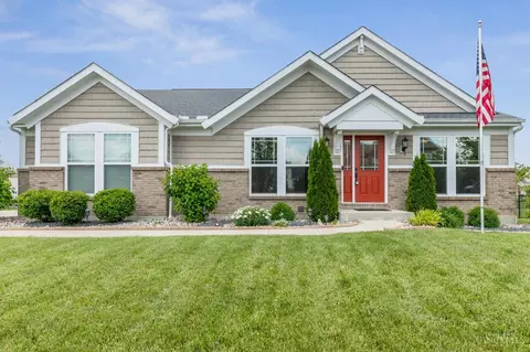 1566 Eagle Ct, Hamilton Township, OH 45039