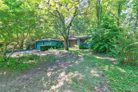 375 Fleming Rd, Wyoming, OH 45215