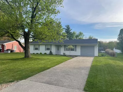 6697 Pin Oak Dr, Loveland, OH 45140