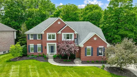 874 Miami Ridge Dr, Loveland, OH 45140
