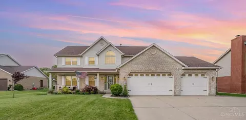 3674 Winter Hill Dr, Hamilton, OH 45011