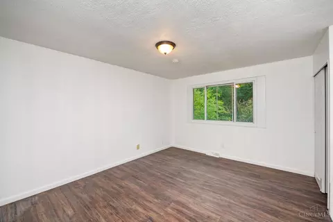 1940 Sunset Ln, Cincinnati, OH 45238 photo 10
