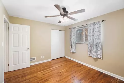 Bedroom - 3132 Timberview Dr, Cincinnati, OH 45211 photo 4 of 4