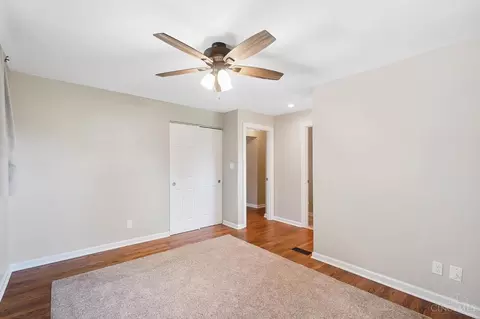 Bedroom - 3132 Timberview Dr, Cincinnati, OH 45211 photo 2 of 4