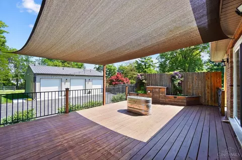 Exterior - 3132 Timberview Dr, Cincinnati, OH 45211 photo 7 of 20