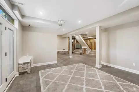 Living - 3132 Timberview Dr, Cincinnati, OH 45211 photo 6 of 8