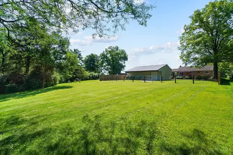 Exterior - 3132 Timberview Dr, Cincinnati, OH 45211 photo 19 of 20