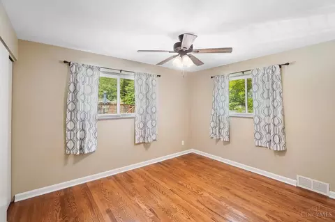 Bedroom - 3132 Timberview Dr, Cincinnati, OH 45211 photo 3 of 4