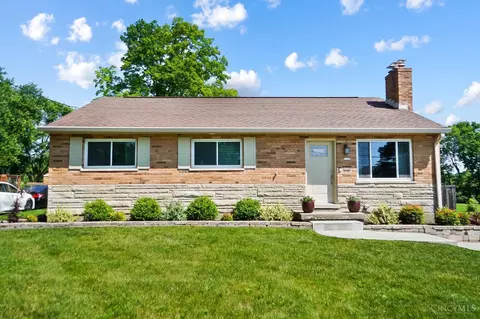 3132 Timberview Dr, Cincinnati, OH 45211