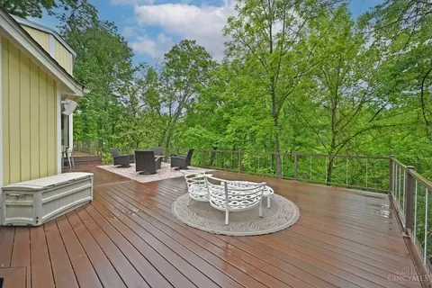 Exterior - 7811 Hopper Rd, Cincinnati, OH 45255 photo 6 of 13