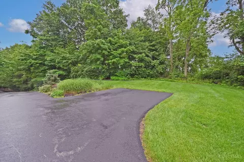 Exterior - 7811 Hopper Rd, Cincinnati, OH 45255 photo 13 of 13