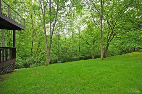 Exterior - 7811 Hopper Rd, Cincinnati, OH 45255 photo 11 of 13