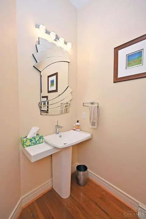 Bath - 7811 Hopper Rd, Cincinnati, OH 45255 photo 1 of 7