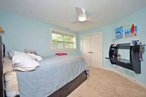 Bedroom - 7811 Hopper Rd, Cincinnati, OH 45255 photo 6 of 7