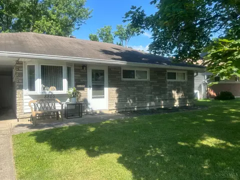 8805 Daly Rd, Cincinnati, OH 45231 photo 2
