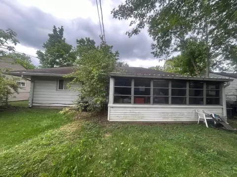 8805 Daly Rd, Cincinnati, OH 45231 photo 4