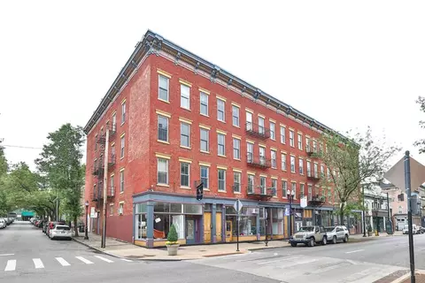 1420 Main St #4F, Cincinnati, OH 45202