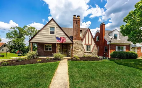 3492 Ridgewood Ave, Cincinnati, OH 45211