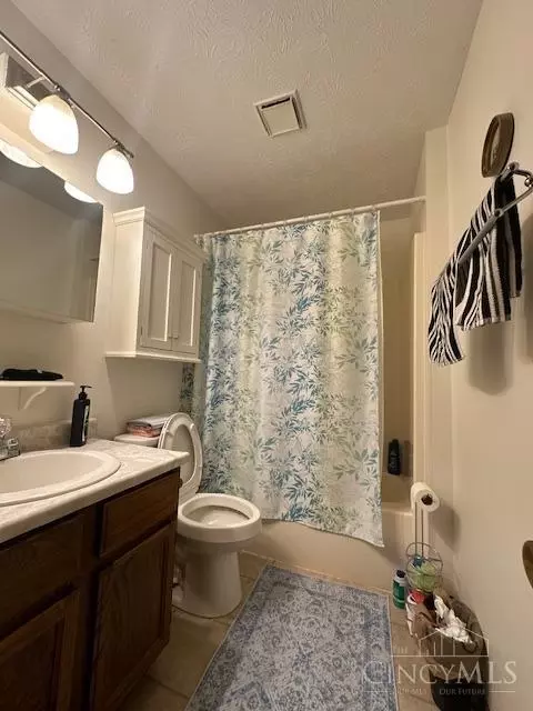 2470 Trinity, Middletown, OH 45044 photo 7